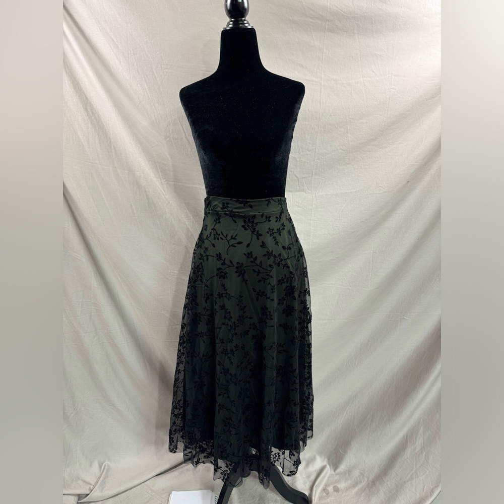 Floral Flocking Tulle Long A-Line Skirt Green - Picture 9 of 11